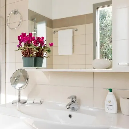 White Stone By Rodostamo Collection *